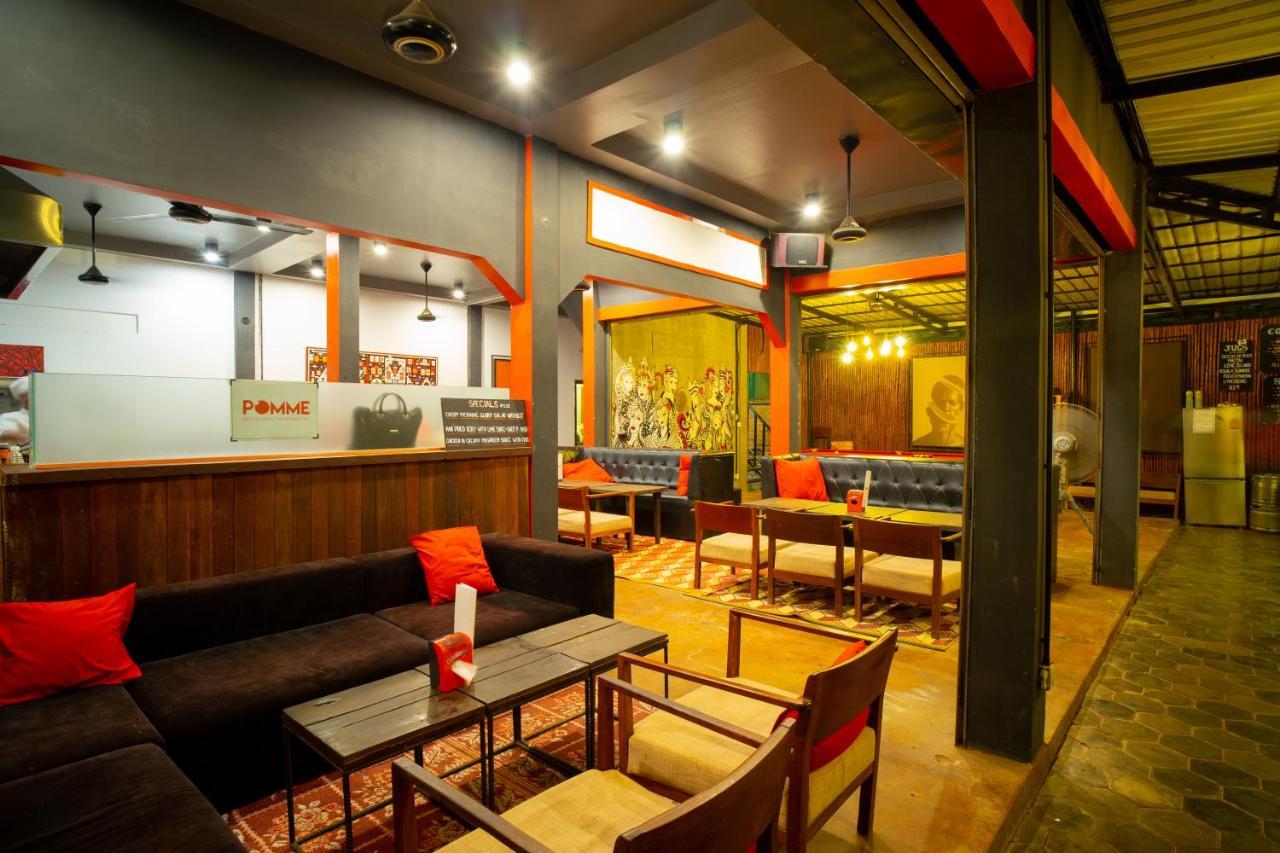 Pomme Brewhouse Hostel Siem Reap Exterior photo